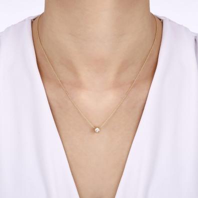 0.15 Karat Pırlanta Kolye